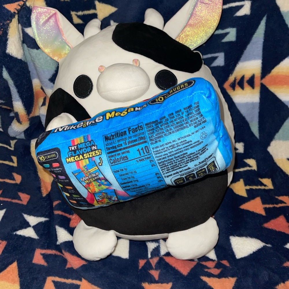 Snackles WITH DEFECT - Mike and Ike Cow 14 inch Plush by ZURU Rare without Tag